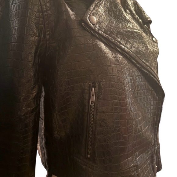 NEW ModCloth Crocodile Rock 1980's Punk Faux Leather Moto Jacket Medium NWT - Picture 5 of 10